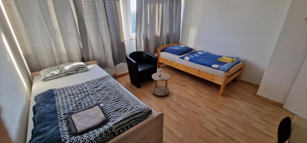 Rooms & Apartments Schwäbisch Gmünd Buitenkant foto